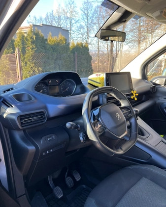 Peugeot Rifter cena 78000 przebieg: 93000, rok produkcji 2019 z Wieliczka małe 436